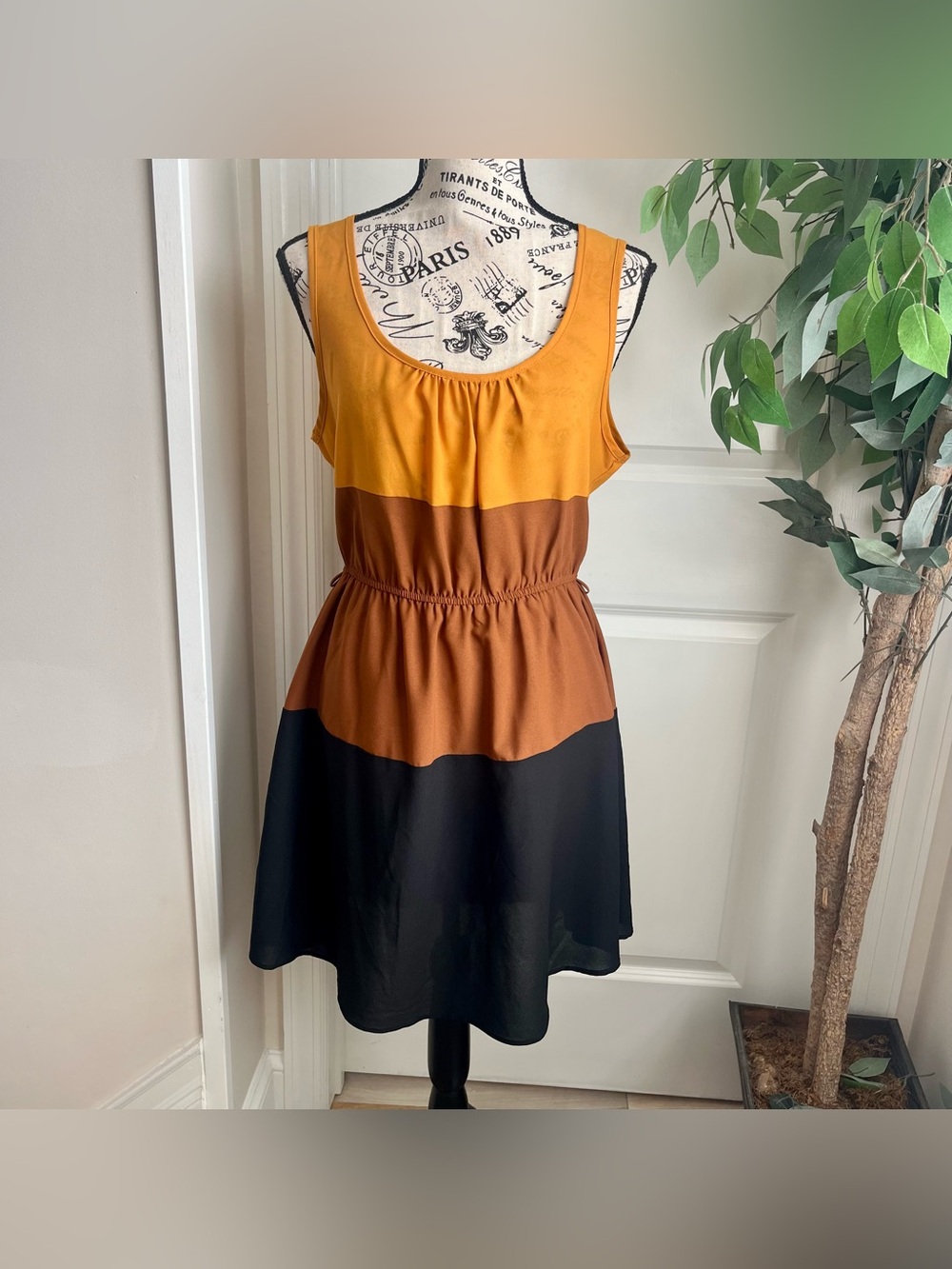 Jella Couture Colorblock Sleeveless Mini Dress Brown Sz L